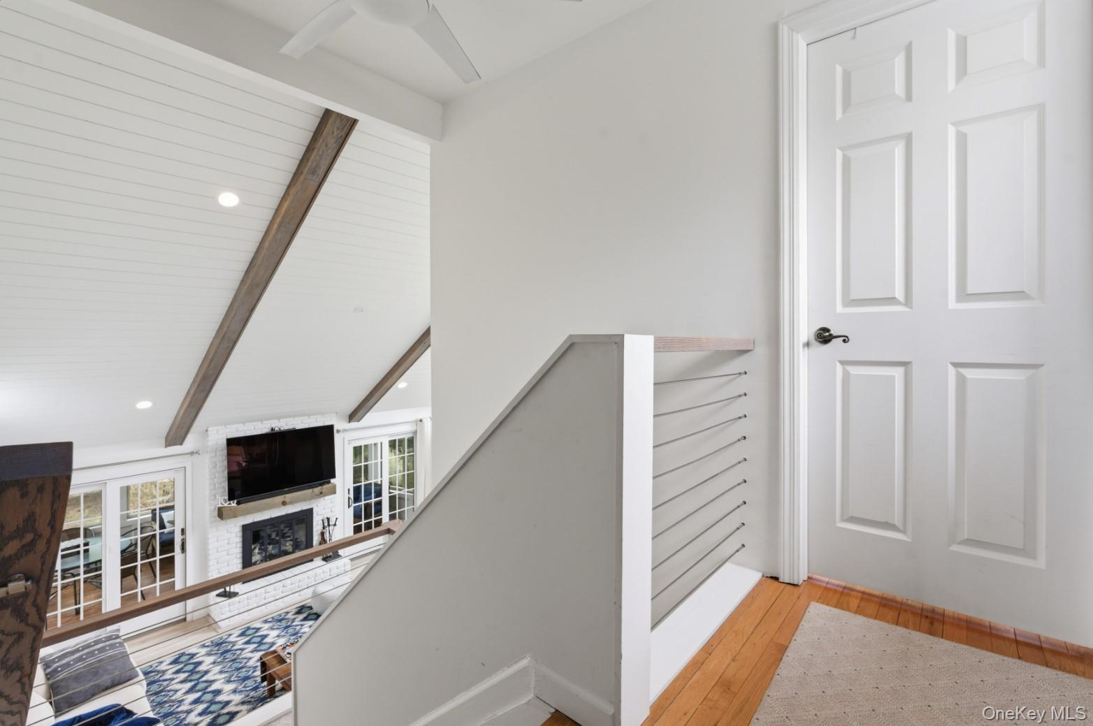 1 Canal Way, Hampton Bays, NY 11946