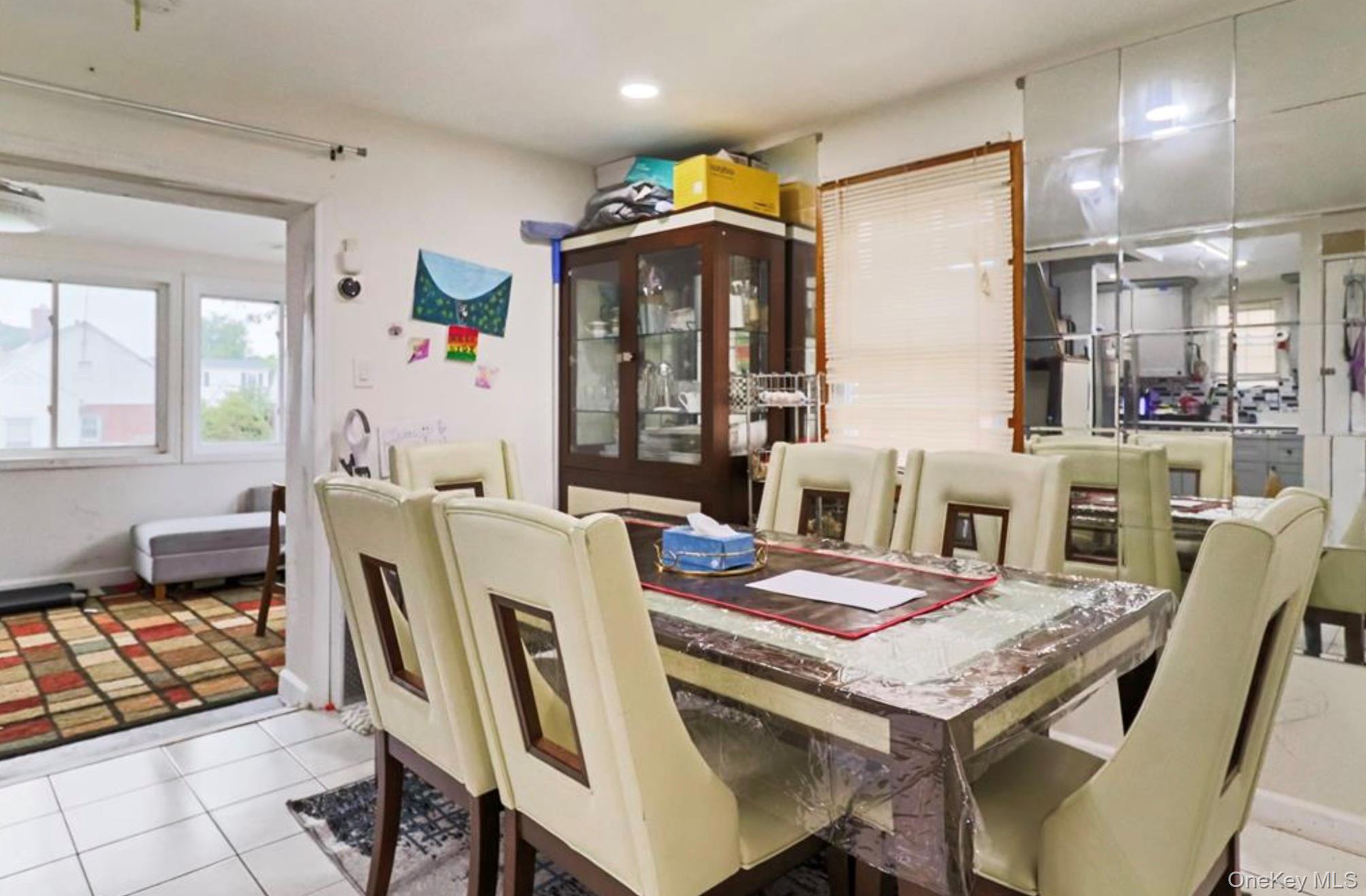 32 Cumberland Place, Valley Stream, NY 11580