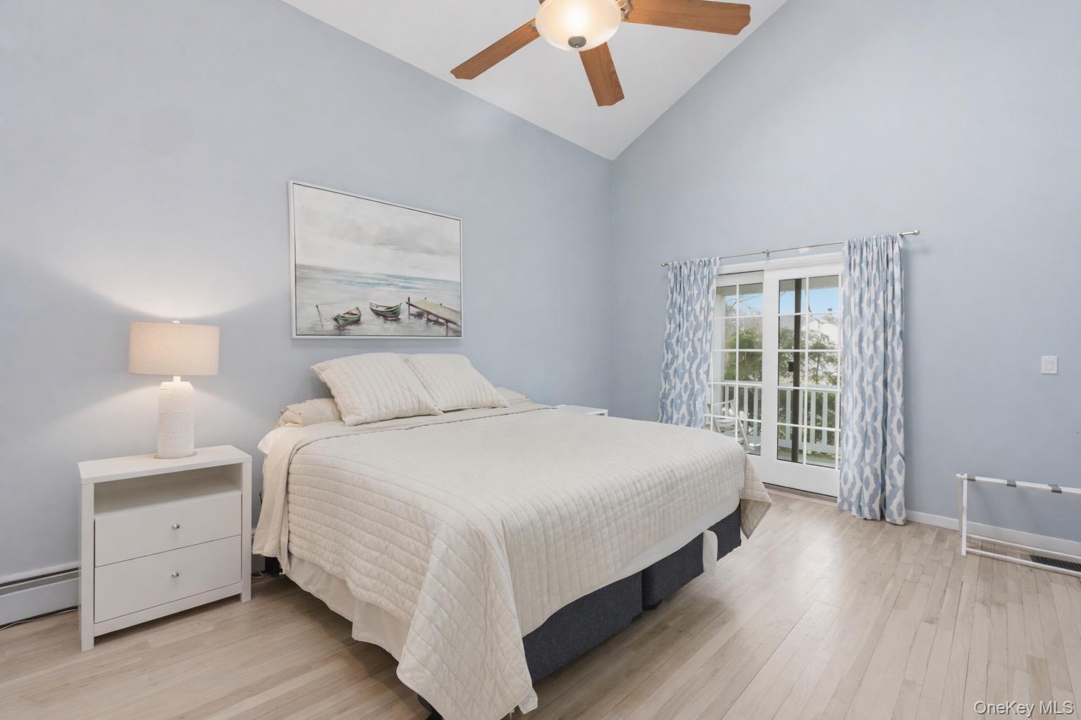 1 Canal Way, Hampton Bays, NY 11946