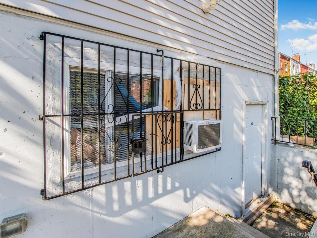 1283 E 223rd Street, Bronx, NY 10466