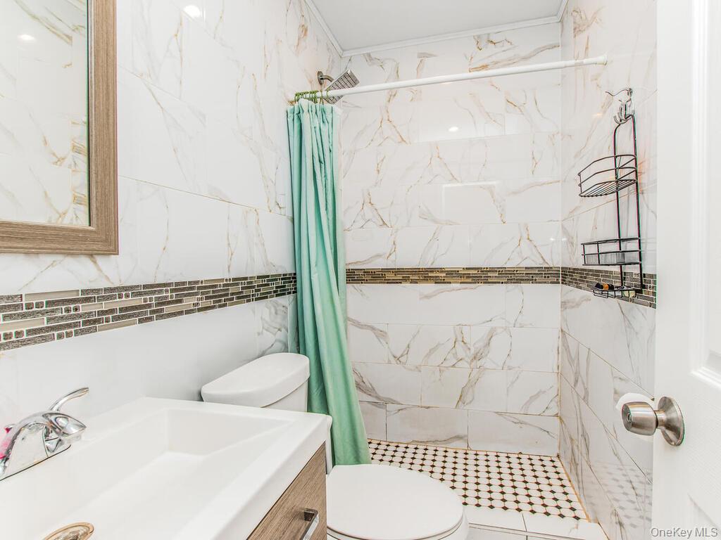 1283 E 223rd Street, Bronx, NY 10466