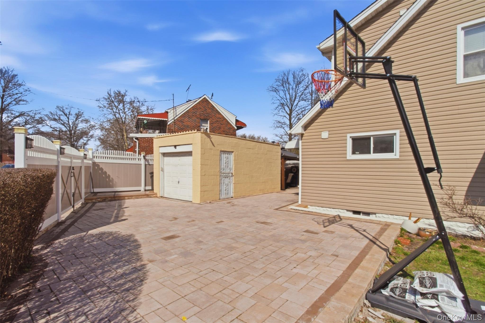 620 S 9th Avenue, Mount Vernon, NY 10550