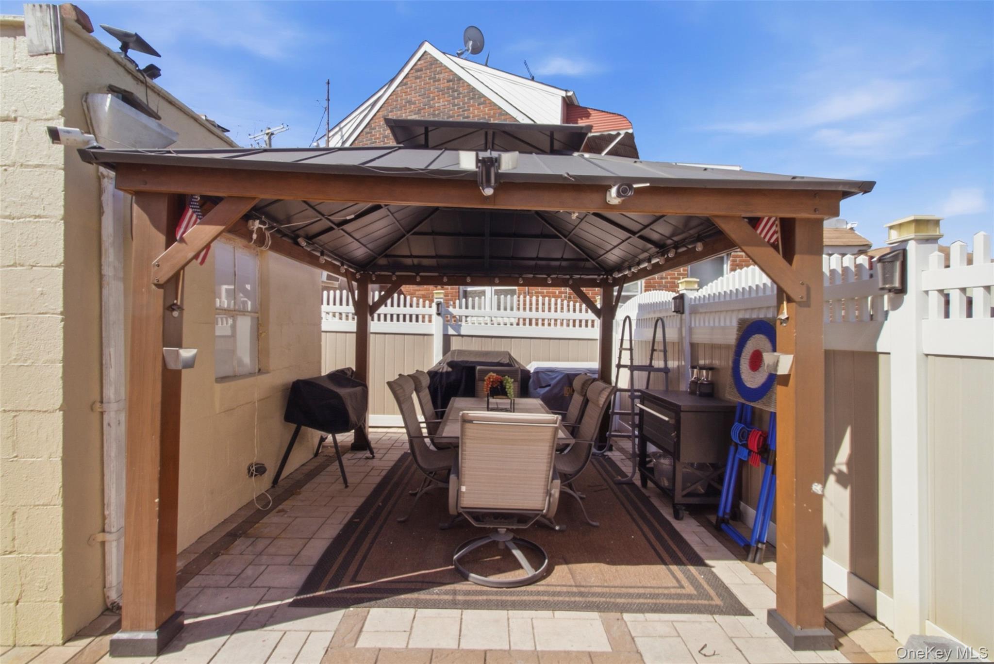 620 S 9th Avenue, Mount Vernon, NY 10550