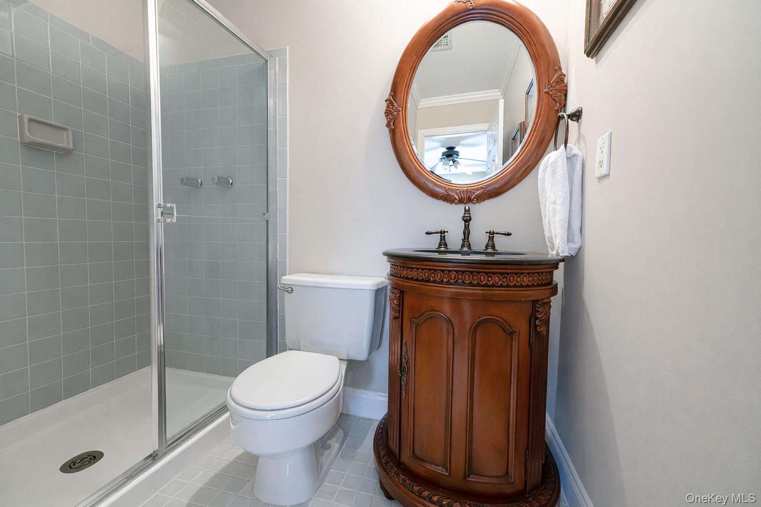 240 Pond View Lane, Smithtown, NY 11787