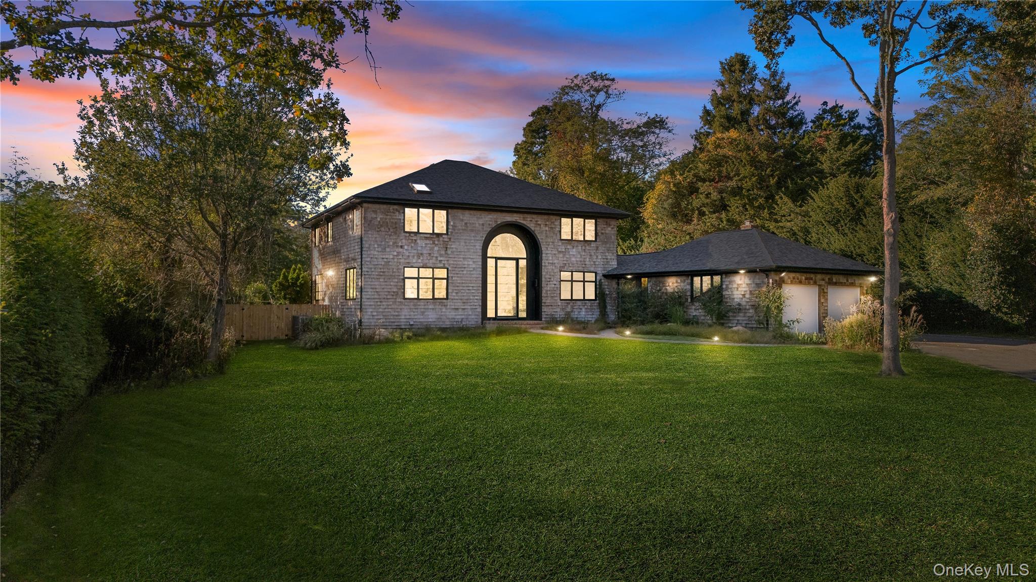 15 Atterbury Road, Southampton, NY 11968