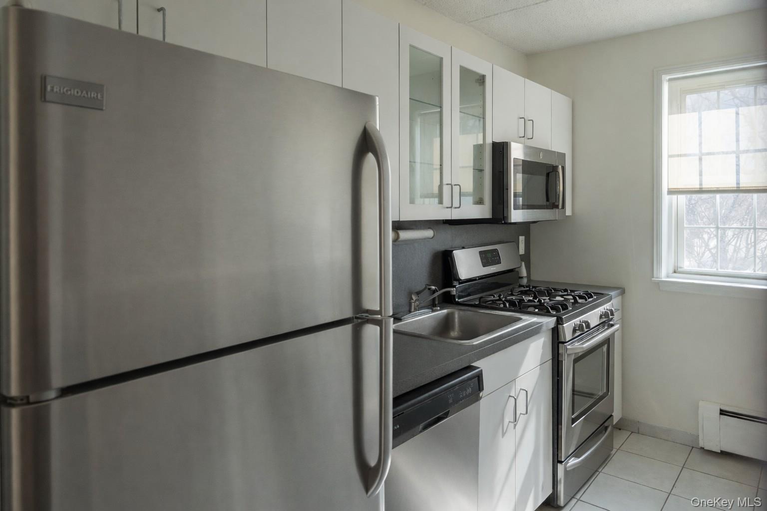 1 Consulate Drive # 2K, Tuckahoe, NY 10707