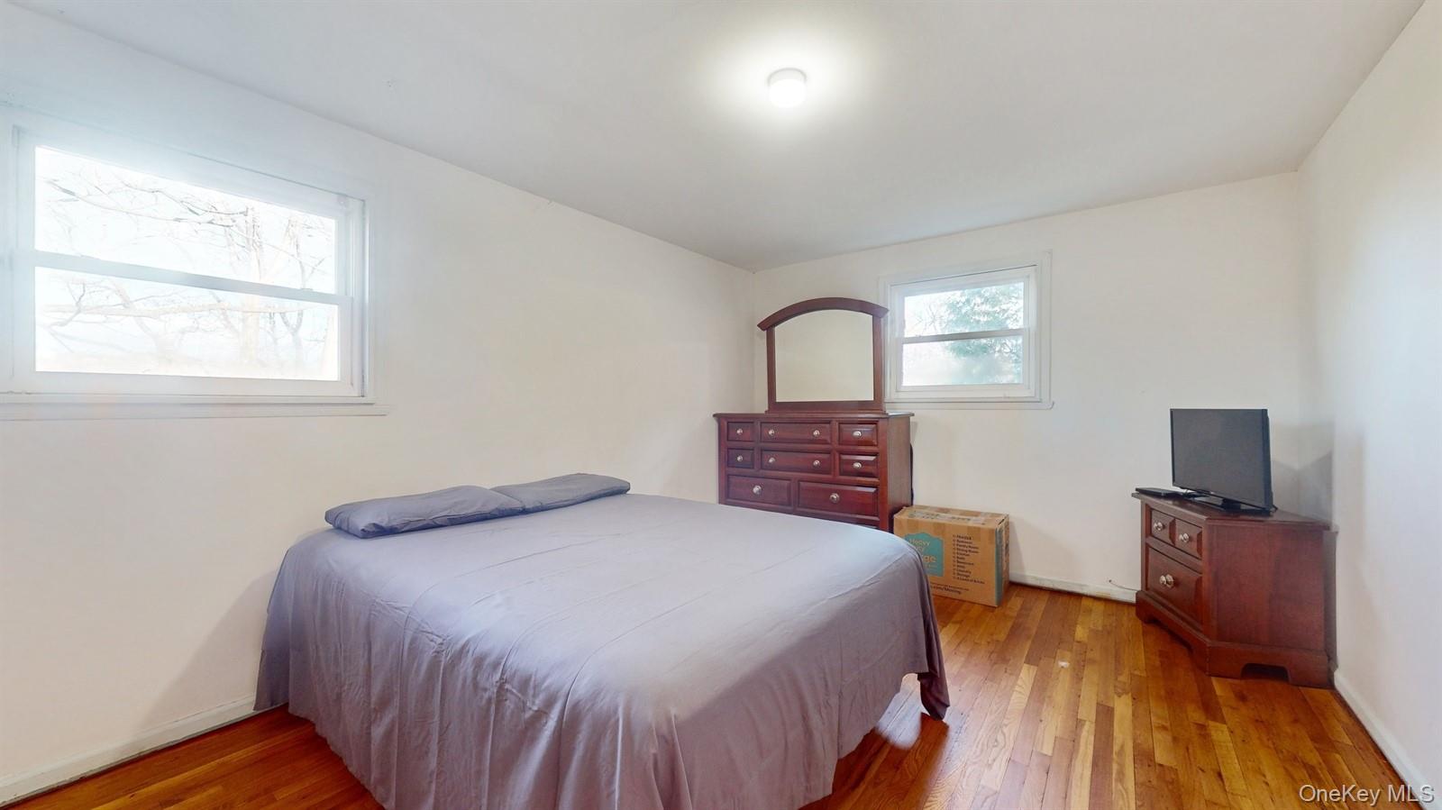 10 Rumbrook Road, Elmsford, NY 10523