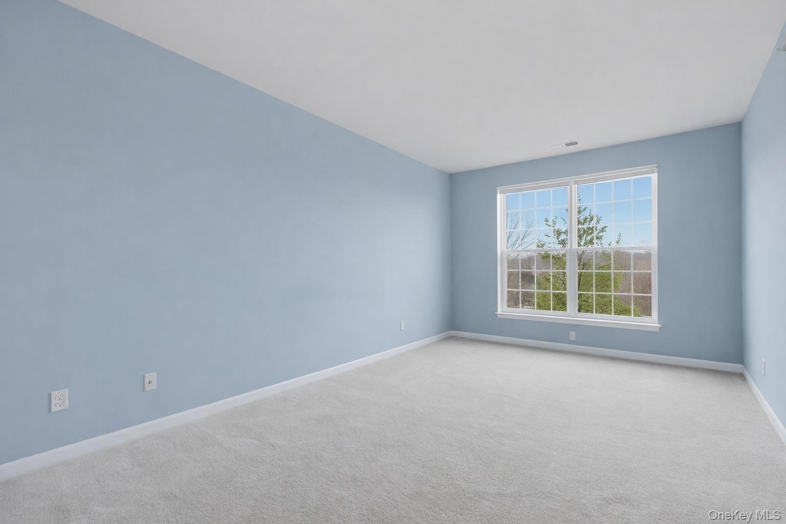 612 Saratoga Lane, Fishkill, NY 12524