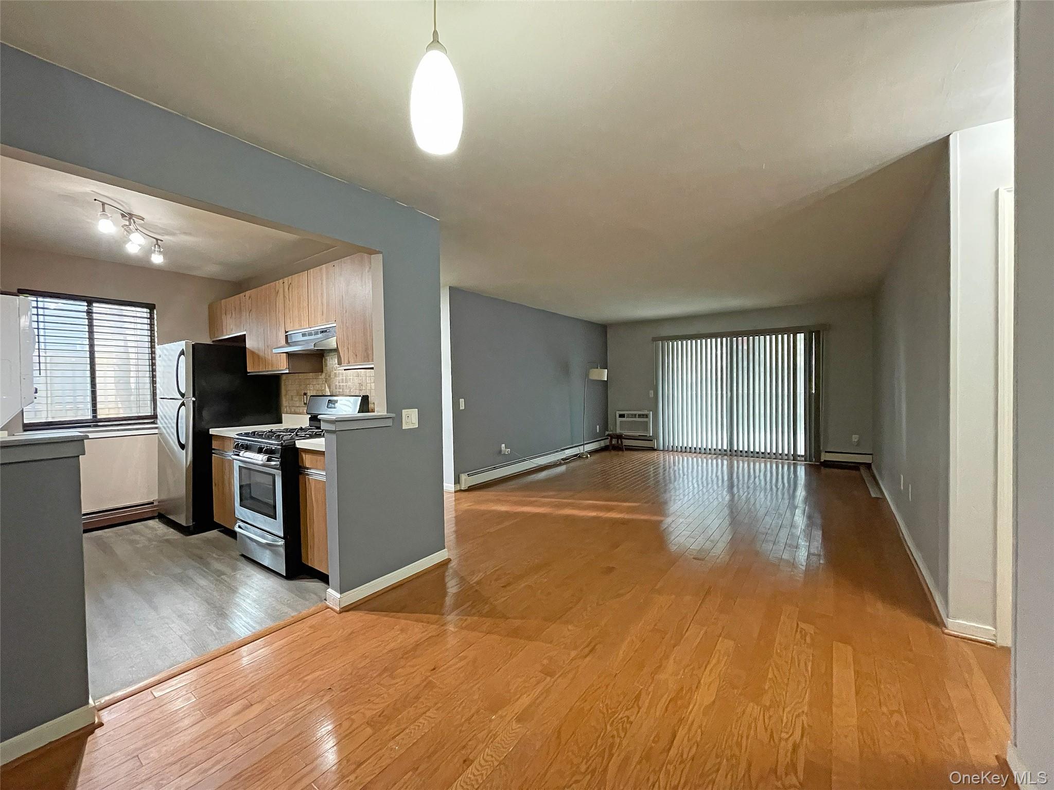 26 Hillside Terrace # F, White Plains, NY 10601