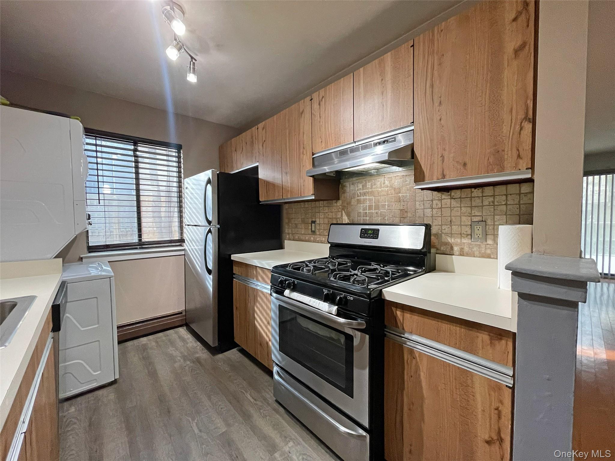 26 Hillside Terrace # F, White Plains, NY 10601