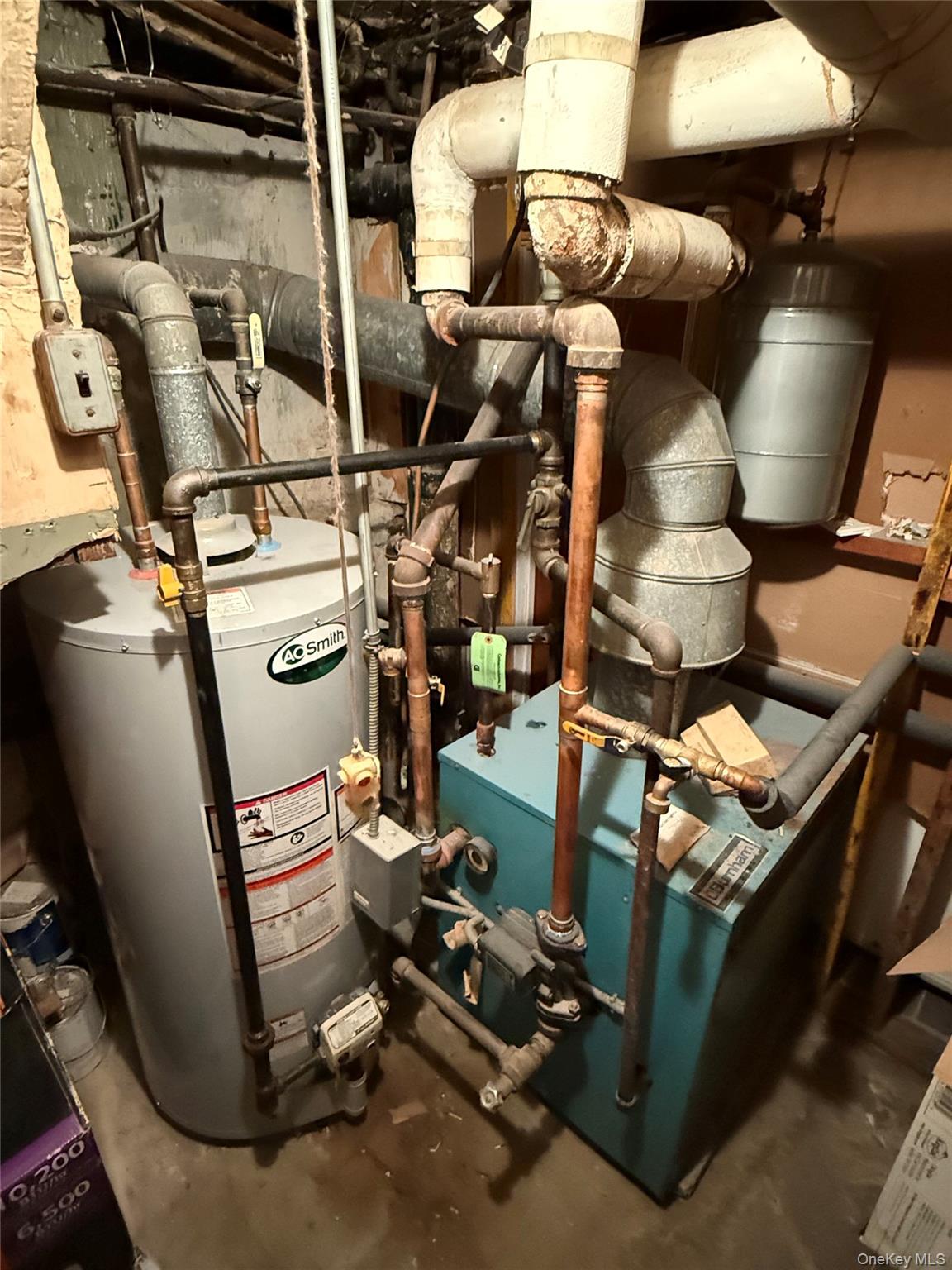 8802 79th Avenue, Glendale, NY 11385