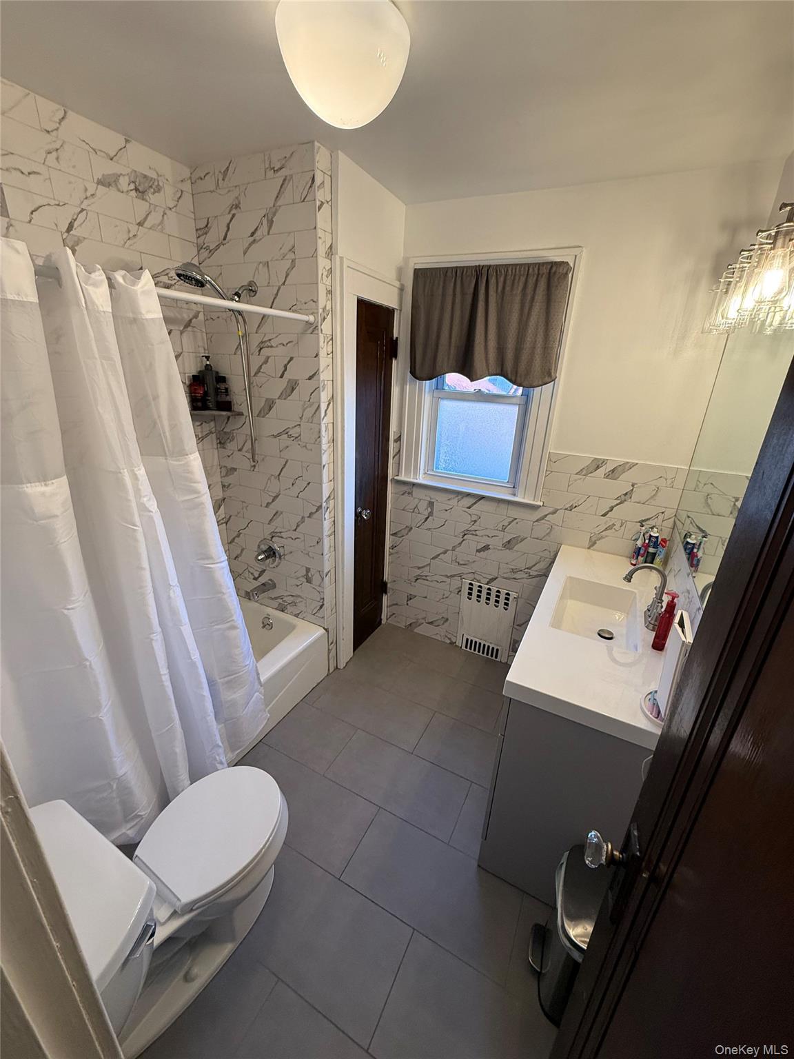 8802 79th Avenue, Glendale, NY 11385