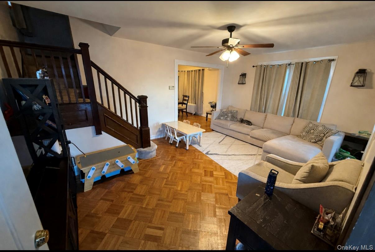 8802 79th Avenue, Glendale, NY 11385