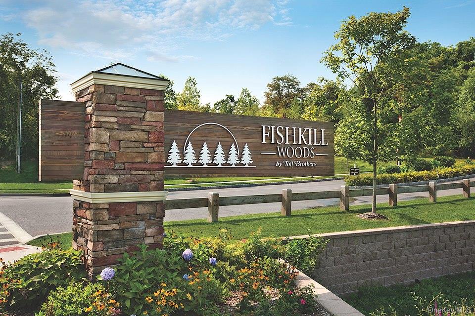 40 Evan Court, Fishkill, NY 12524