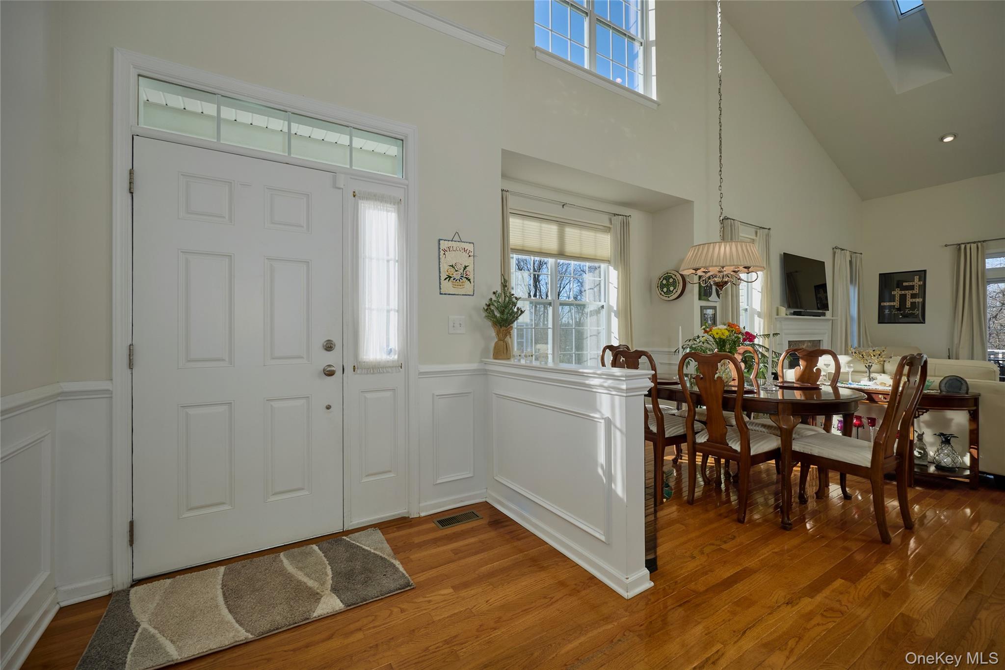 40 Evan Court, Fishkill, NY 12524