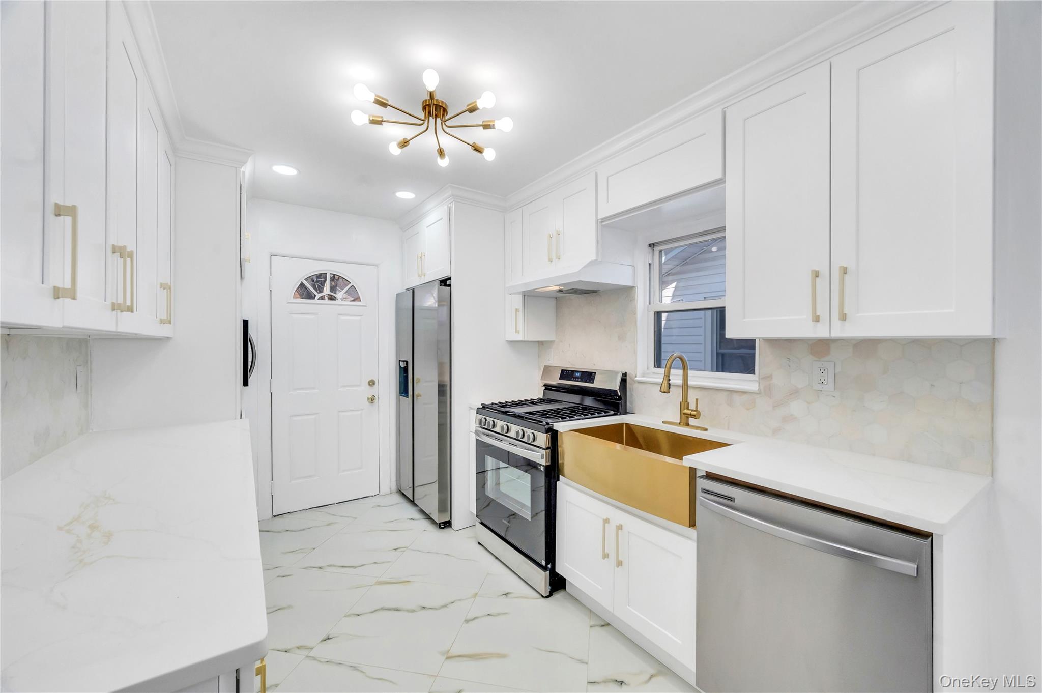 194-19 115th Road, Saint Albans, NY 11412