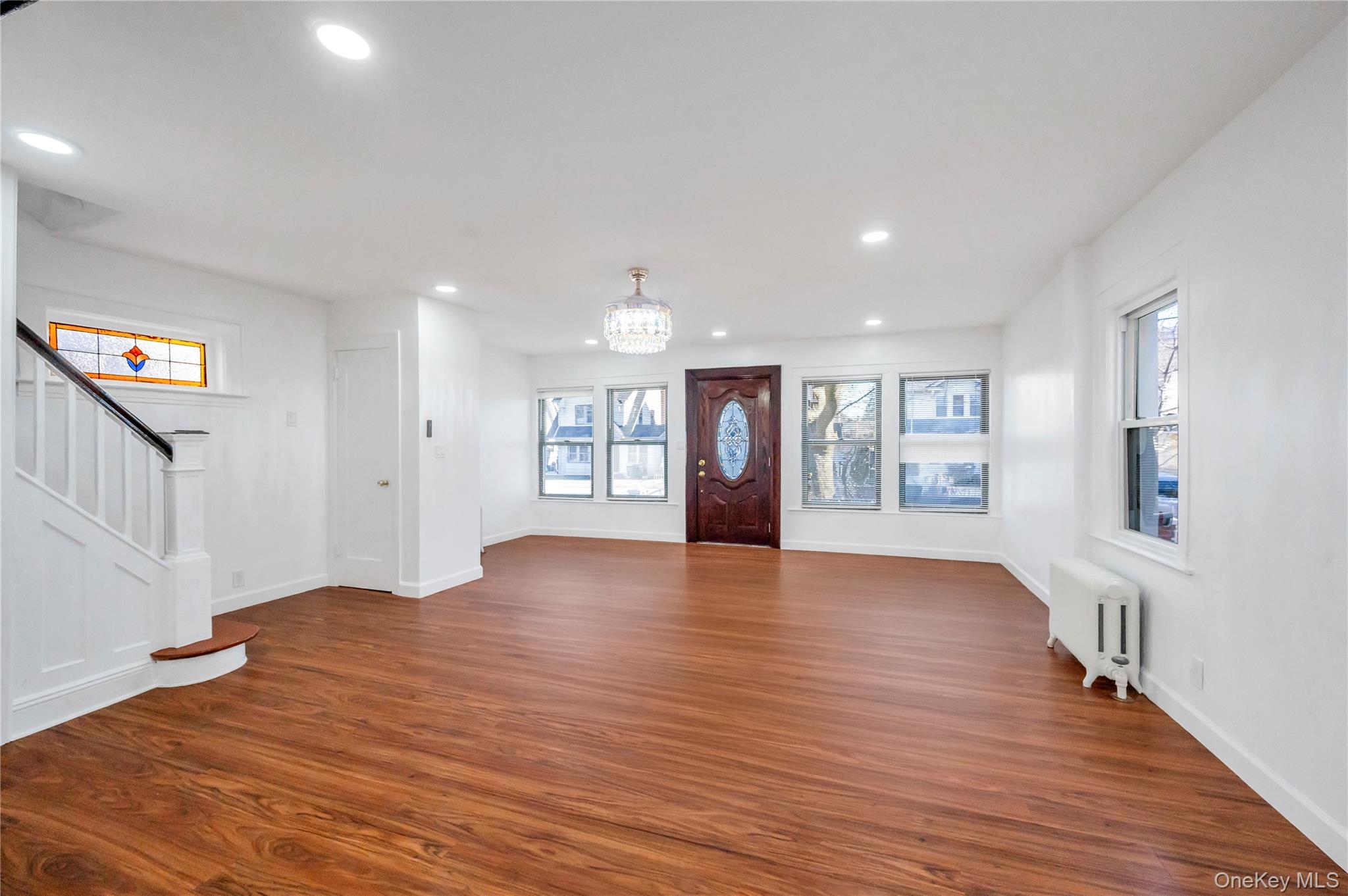 194-19 115th Road, Saint Albans, NY 11412