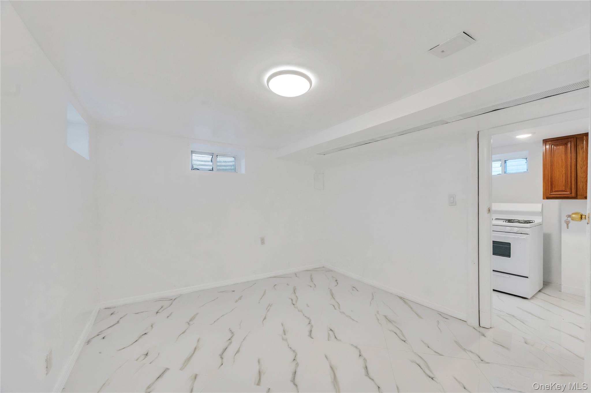 194-19 115th Road, Saint Albans, NY 11412