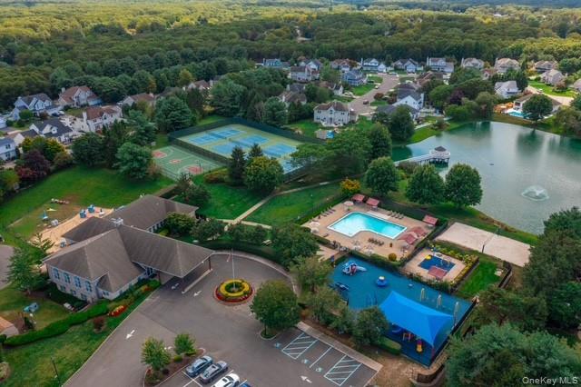 1 Laurel Lane, Holtsville, NY 11742