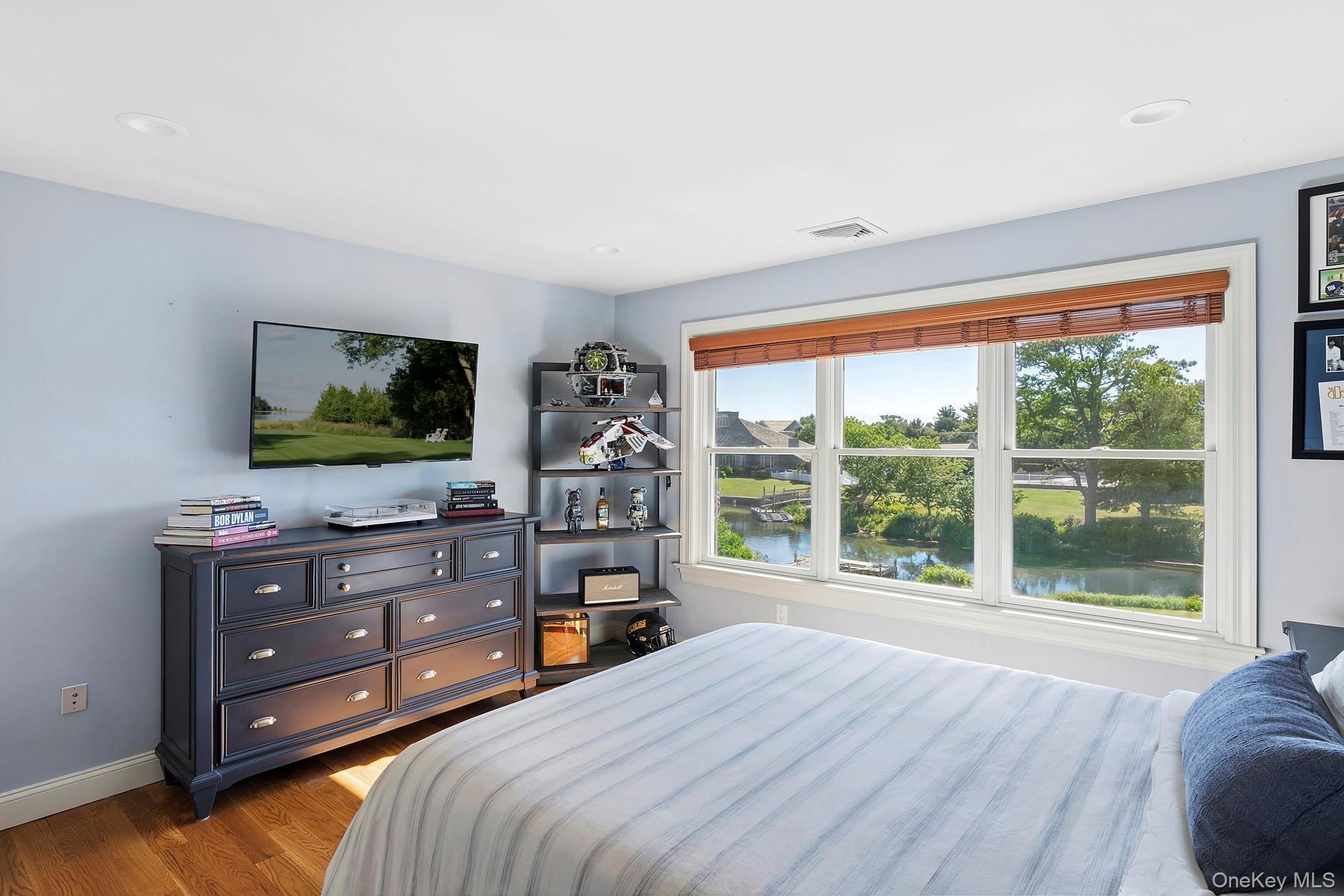 5 Woodcock Lane, Remsenburg, NY 11960