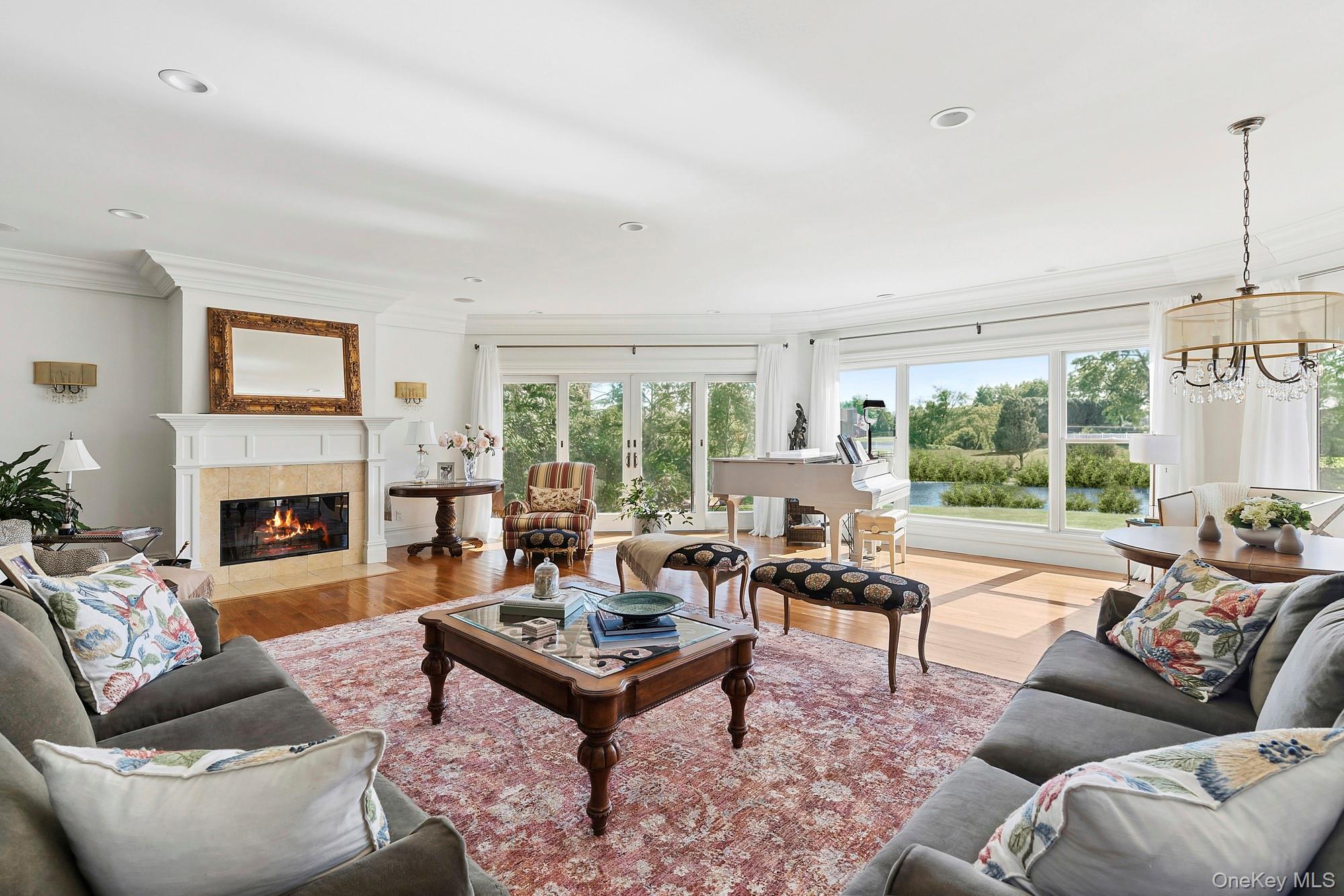 5 Woodcock Lane, Remsenburg, NY 11960