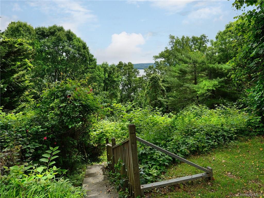 1007 Route 9W, Nyack, NY 10960