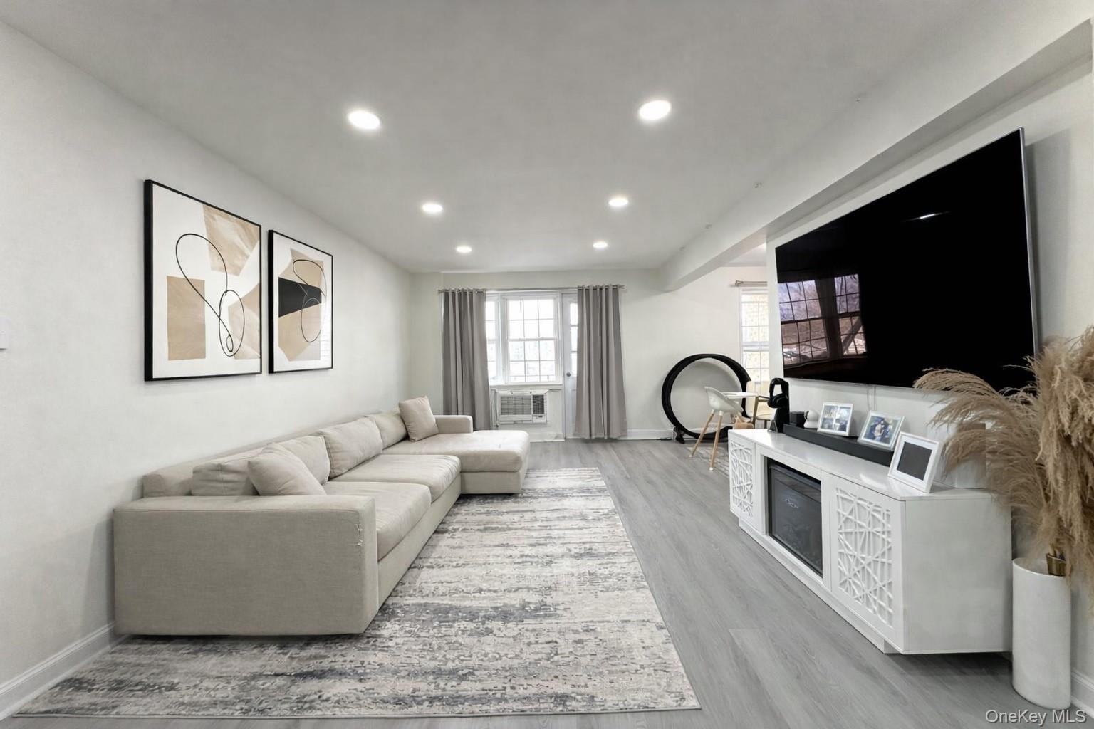 15115 84th Street # 3M, Howard Beach, NY 11414