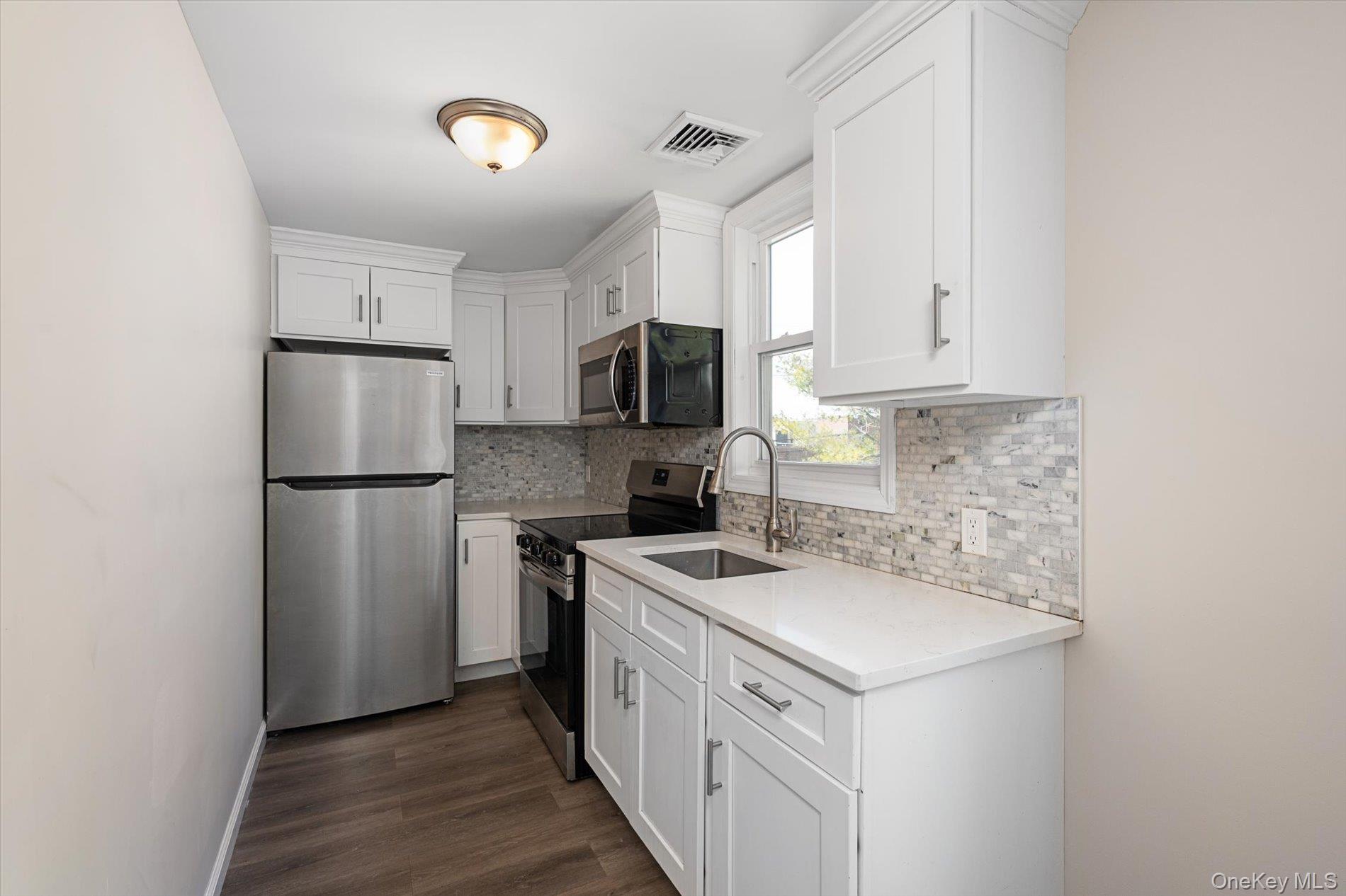 8 E 14th Street, Huntington Station, NY 11746