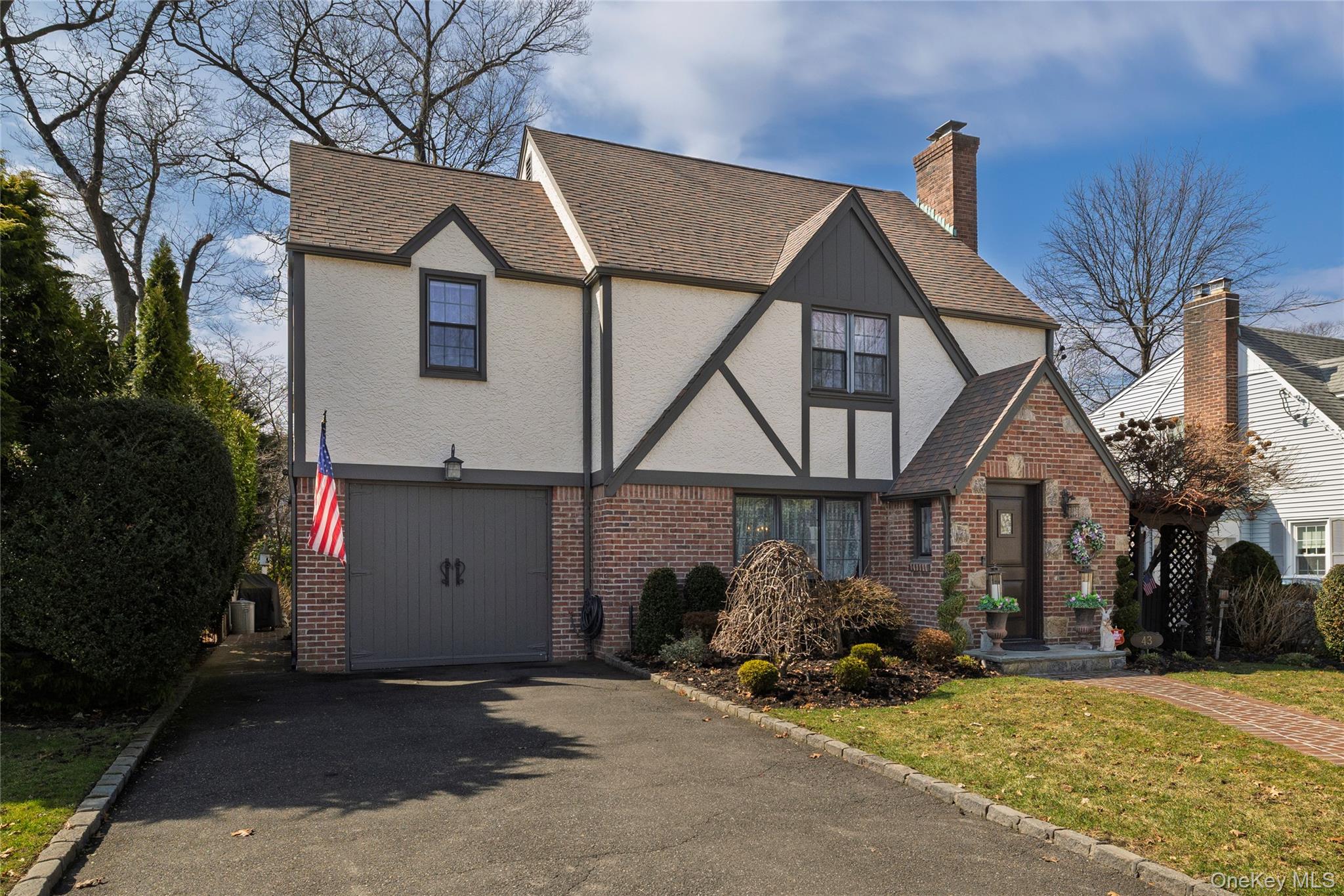 43 Webster Street, Malverne, NY 11565