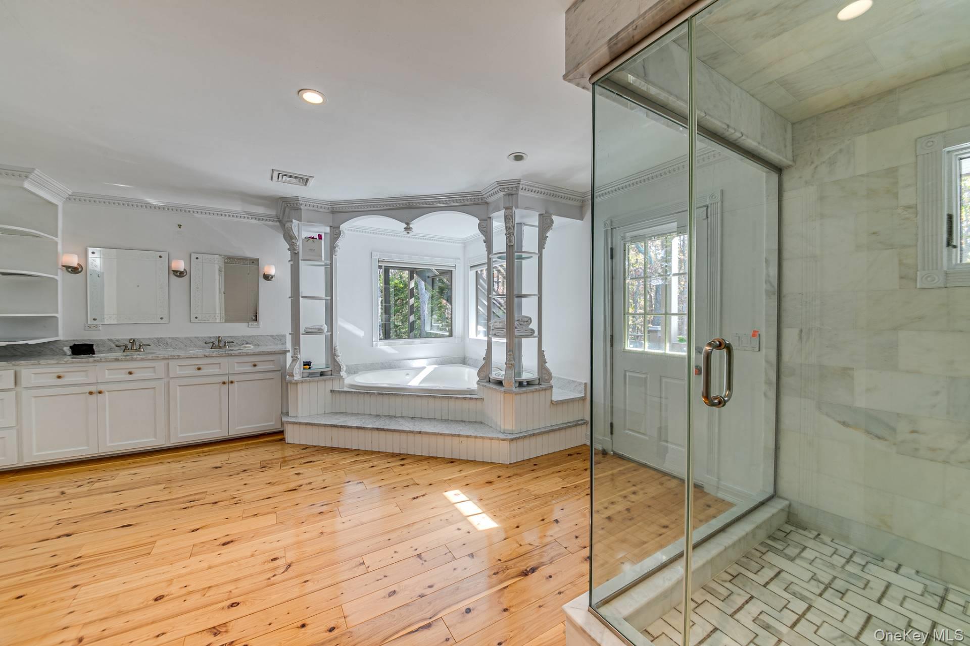 46 Ancient Highway, East Hampton, NY 11937