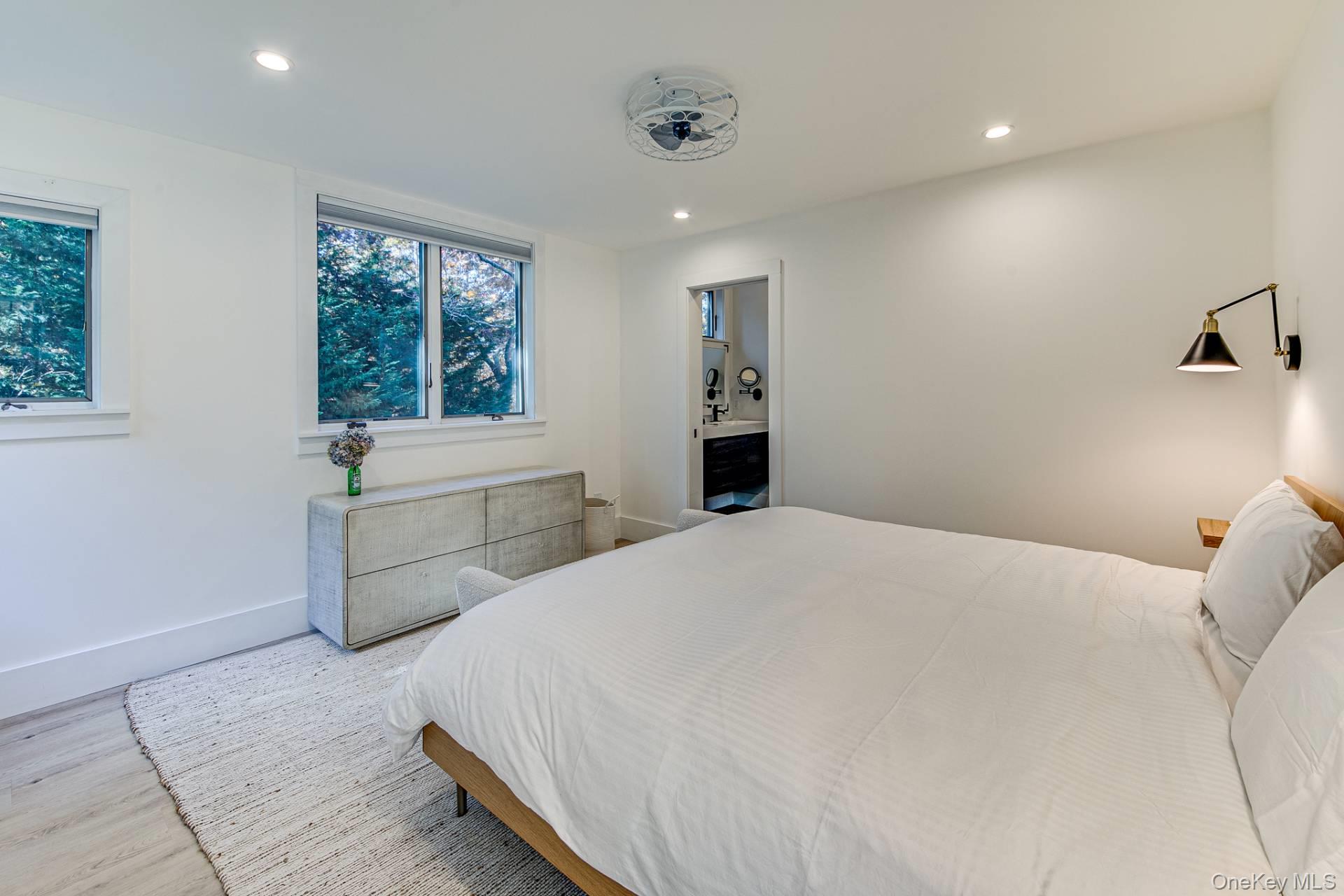 46 Ancient Highway, East Hampton, NY 11937