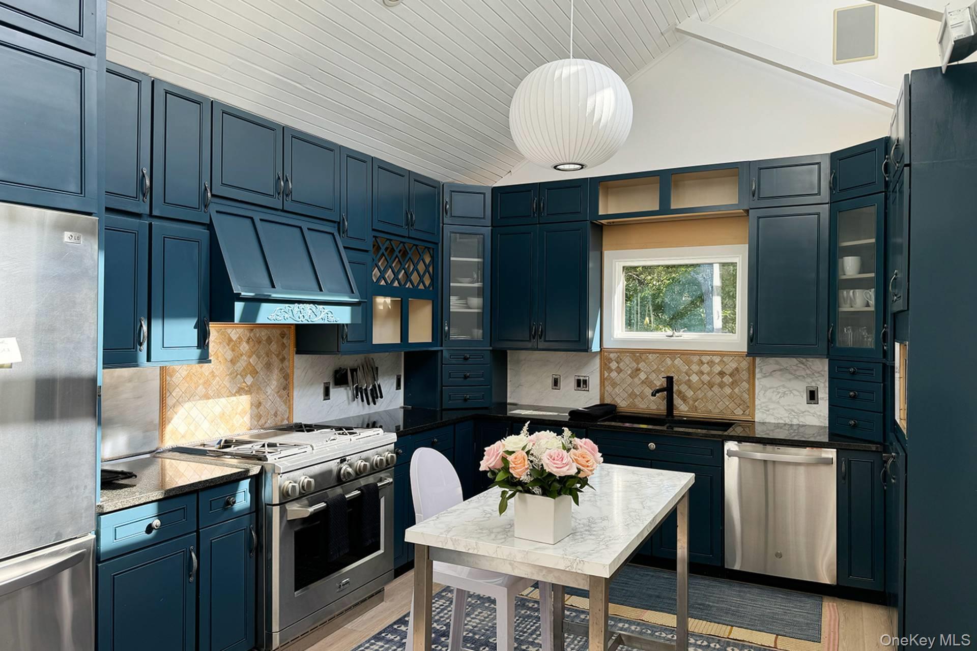 46 Ancient Highway, East Hampton, NY 11937