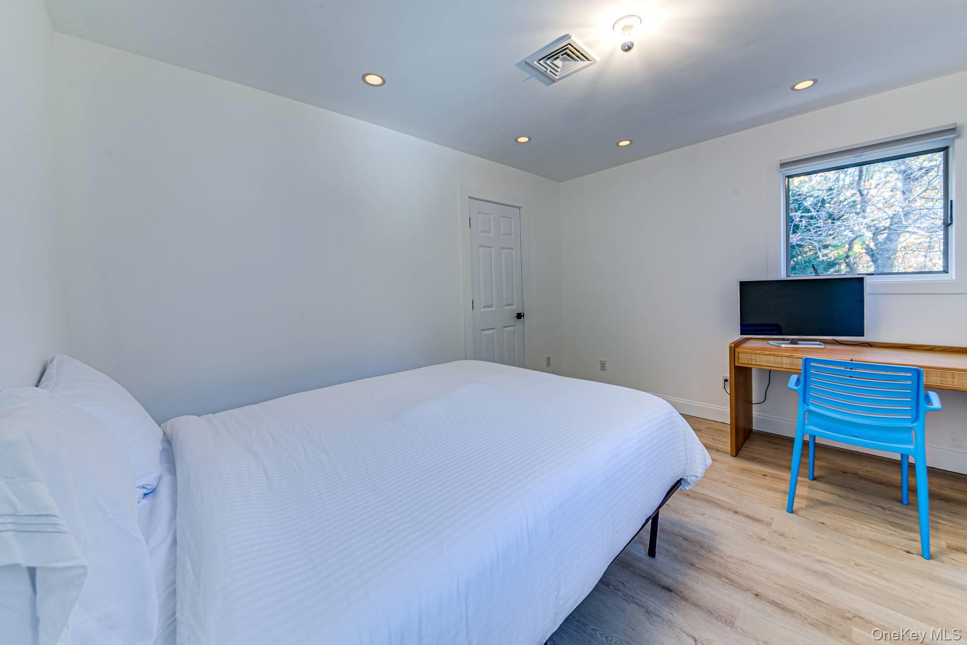 46 Ancient Highway, East Hampton, NY 11937