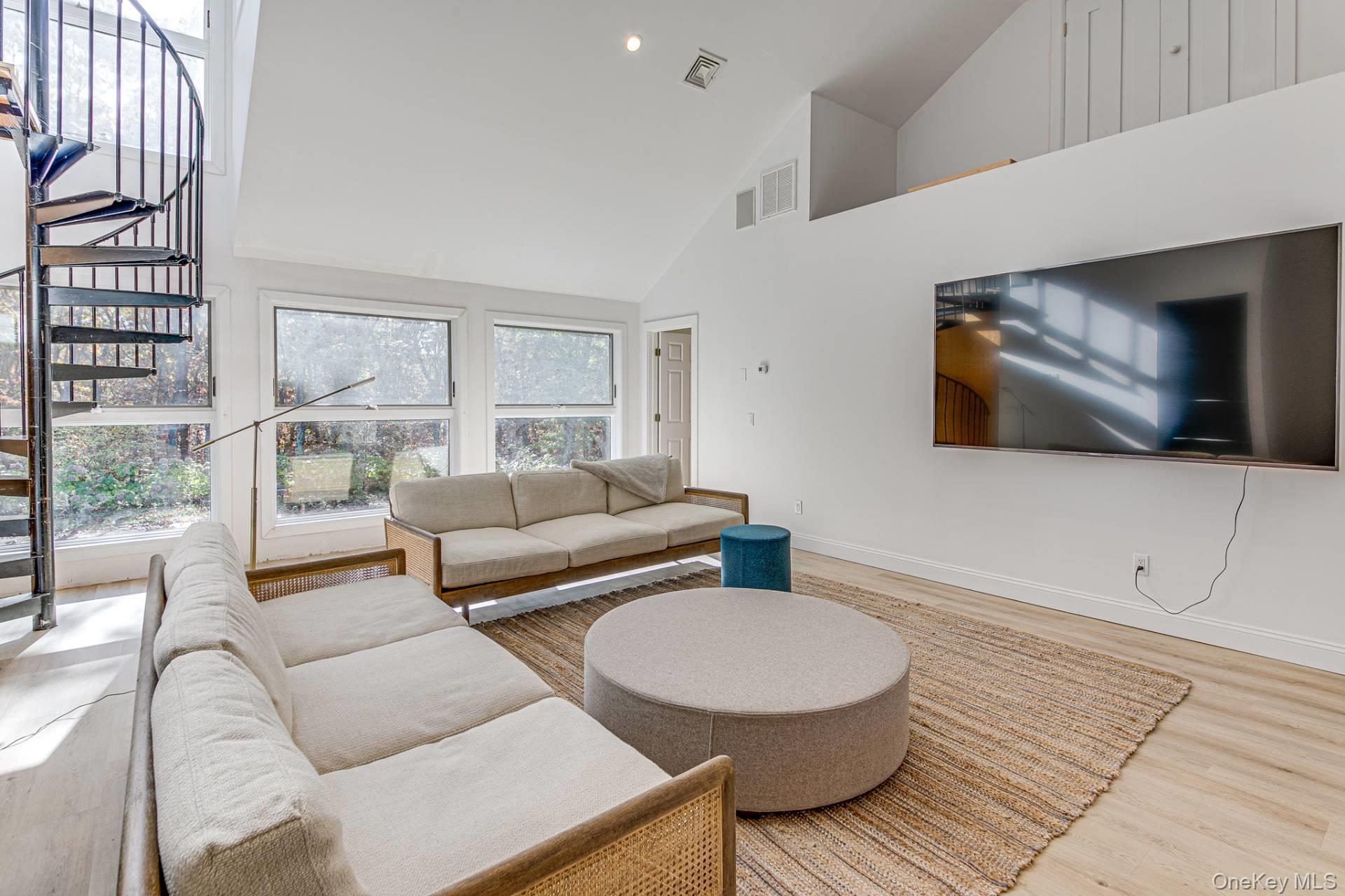 46 Ancient Highway, East Hampton, NY 11937