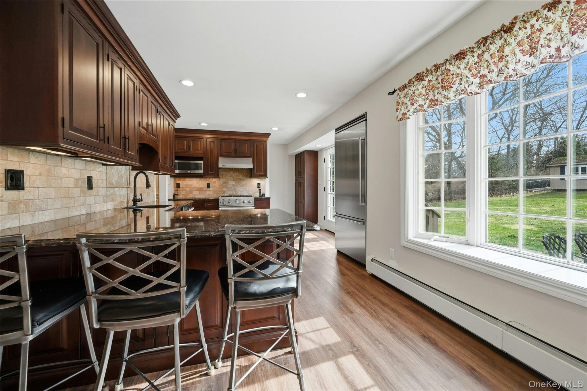 8 Kemswick Drive, Stony Brook, NY 11790