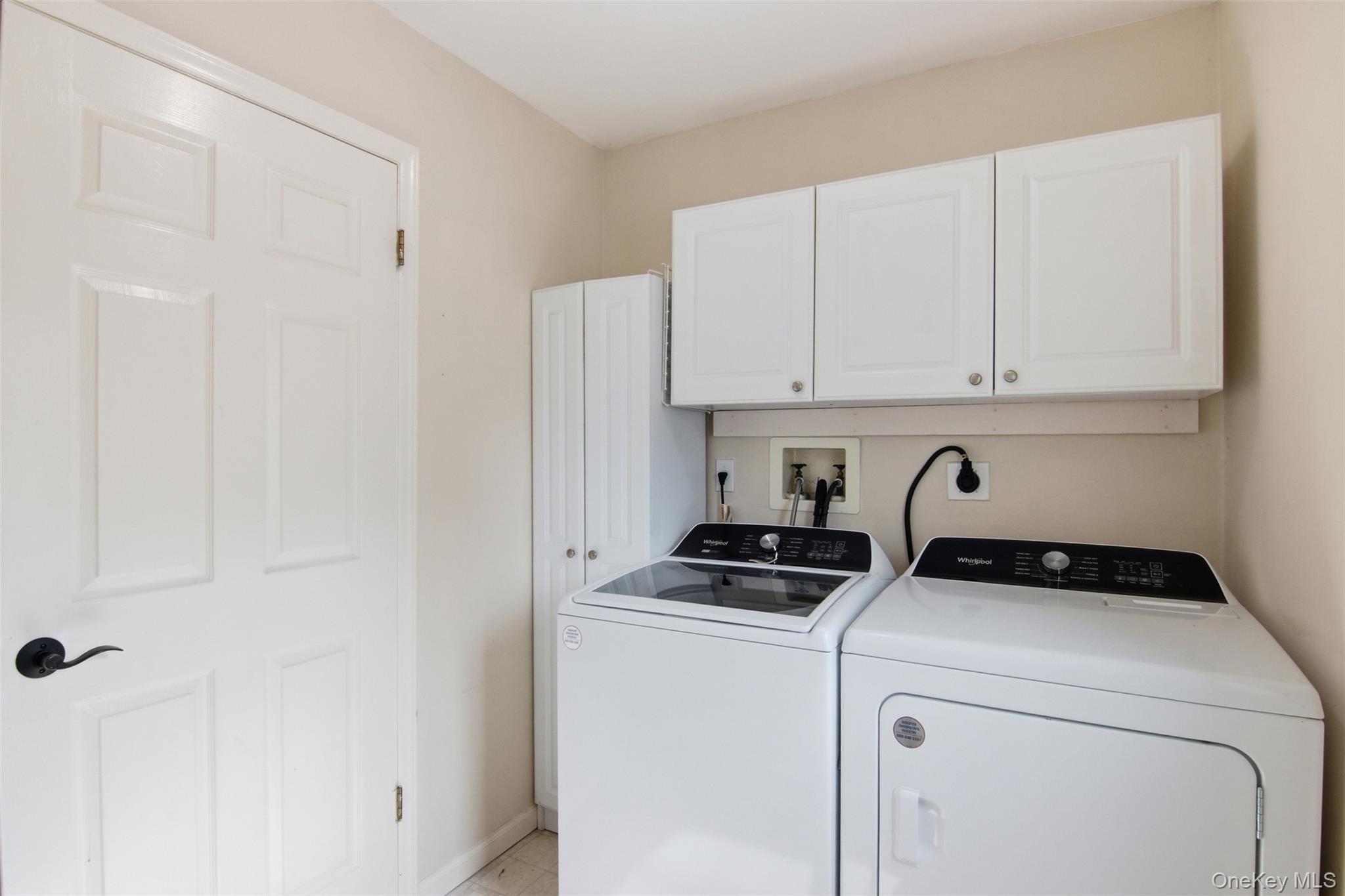 187 Natures Lane, Miller Place, NY 11764