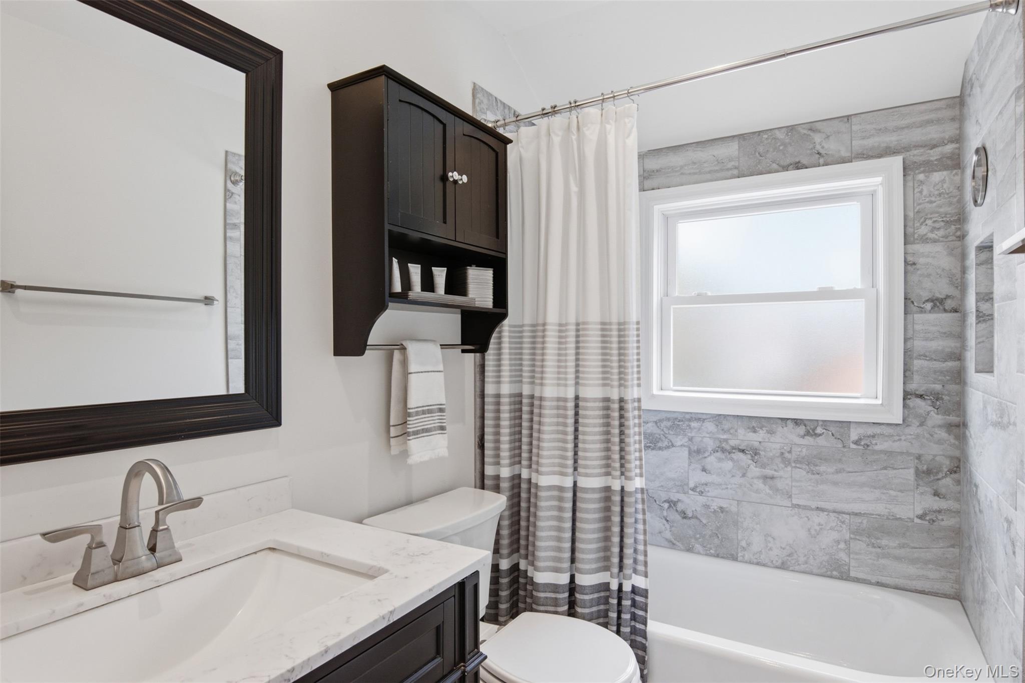 187 Natures Lane, Miller Place, NY 11764