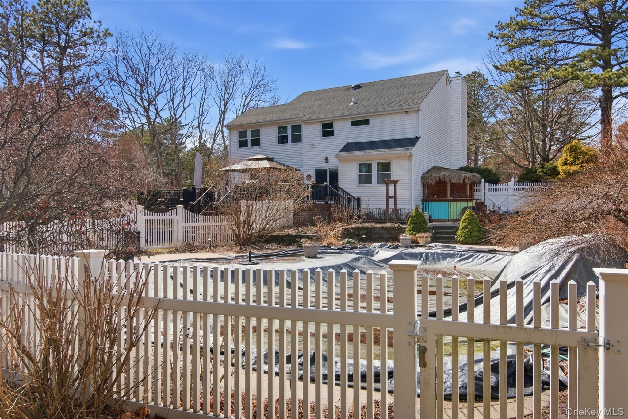 187 Natures Lane, Miller Place, NY 11764