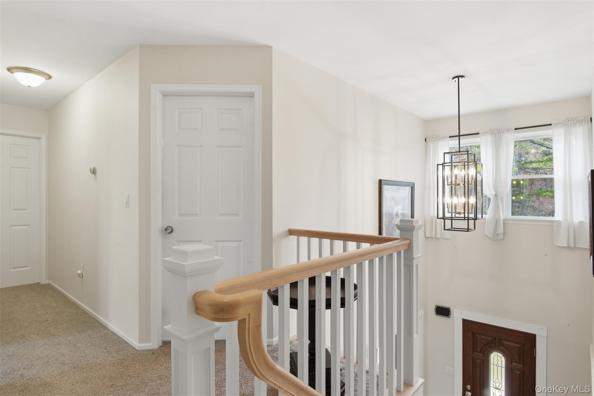 187 Natures Lane, Miller Place, NY 11764