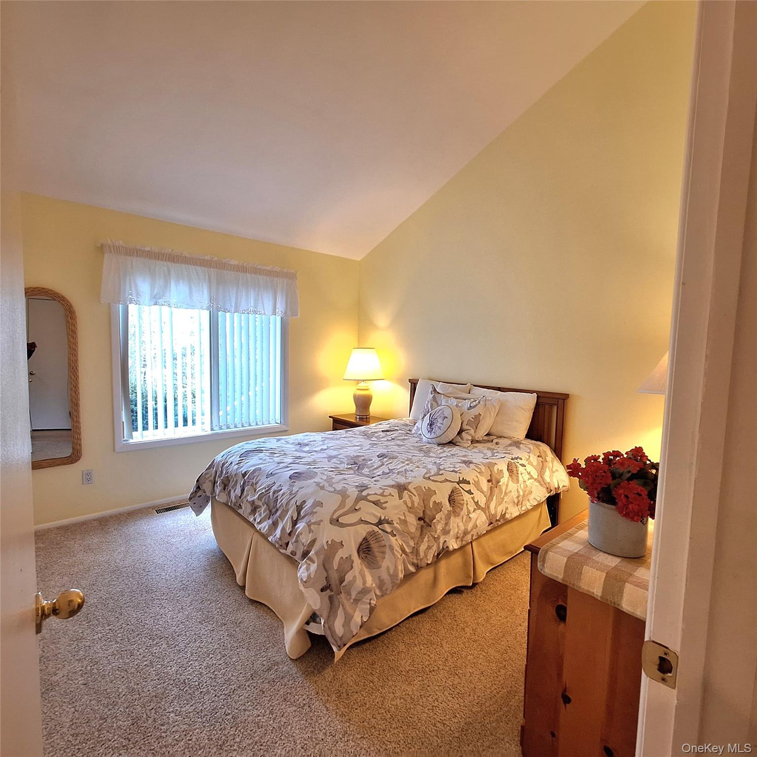 7 Clay Pit Road, Remsenburg, NY 11960