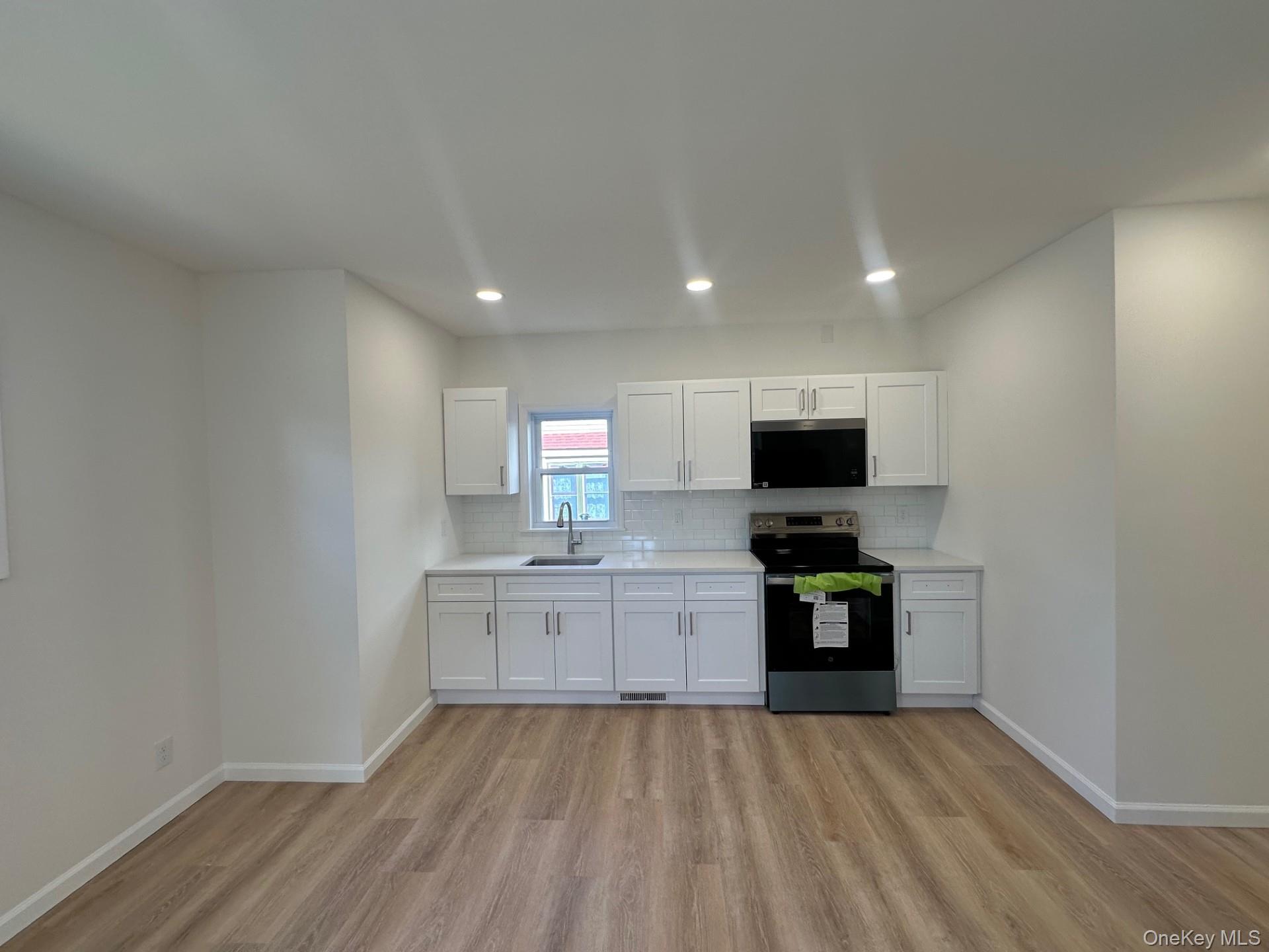 38 Carroll Street # 1, Poughkeepsie, NY 12601