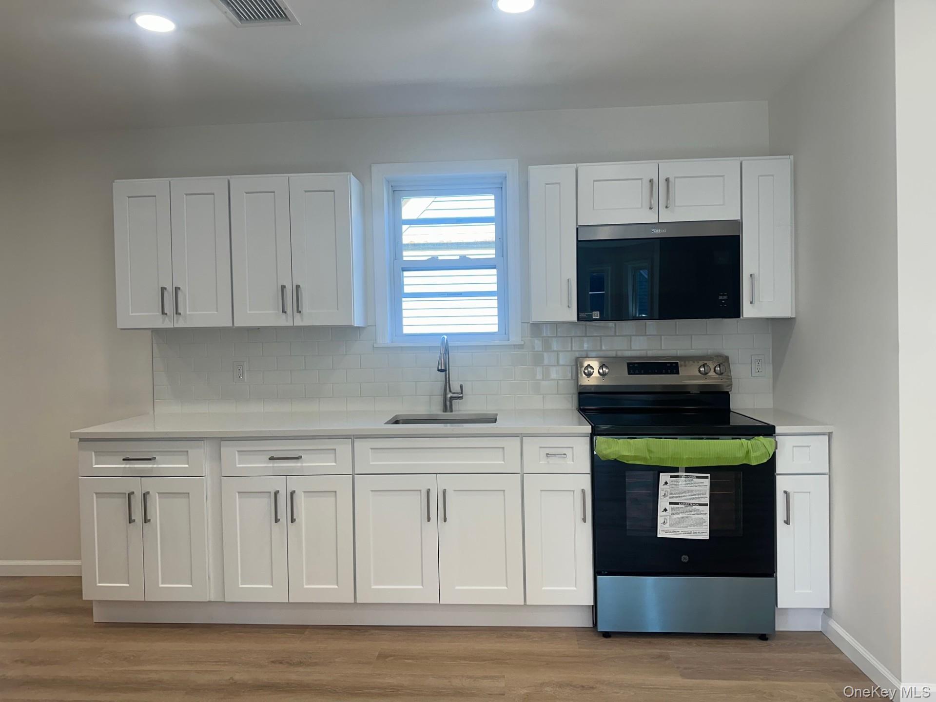 38 Carroll Street # 2, Poughkeepsie, NY 12601