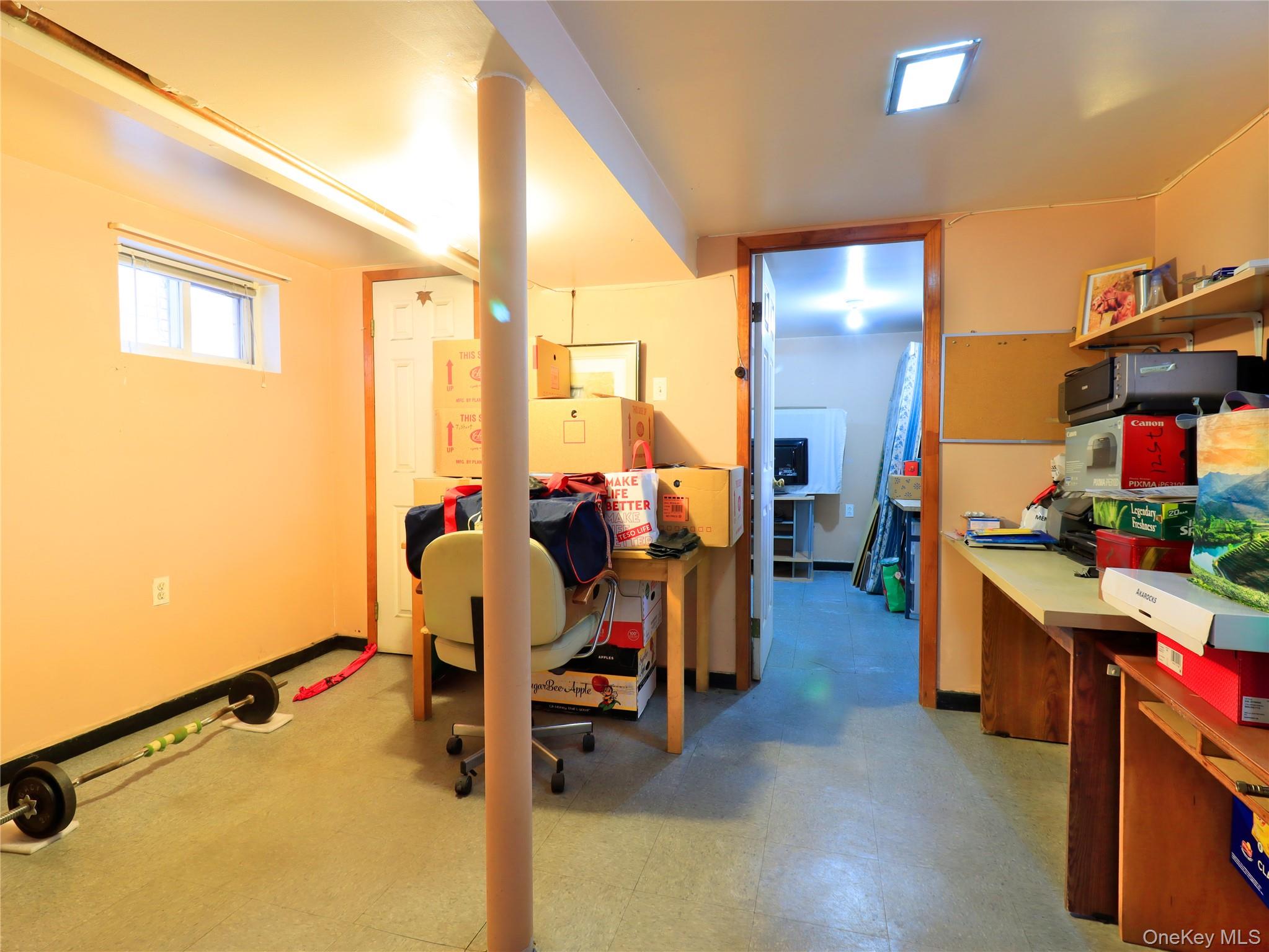 43-24 164 Street, Flushing, NY 11358