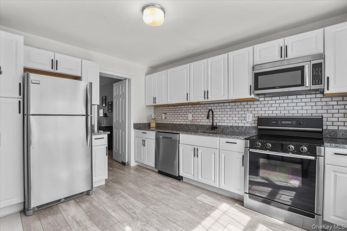 119 Willow Court, Cross River, NY 10518