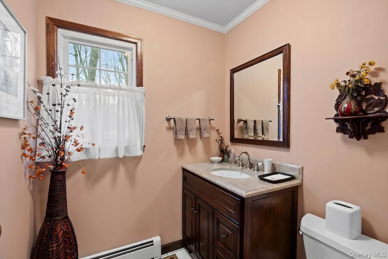 3 Townsend Court, Setauket, NY 11733