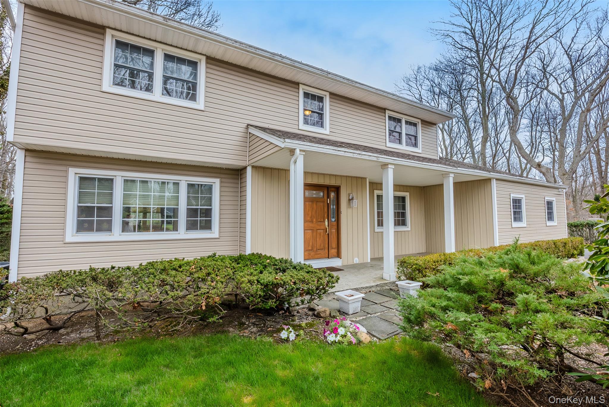 3 Townsend Court, Setauket, NY 11733