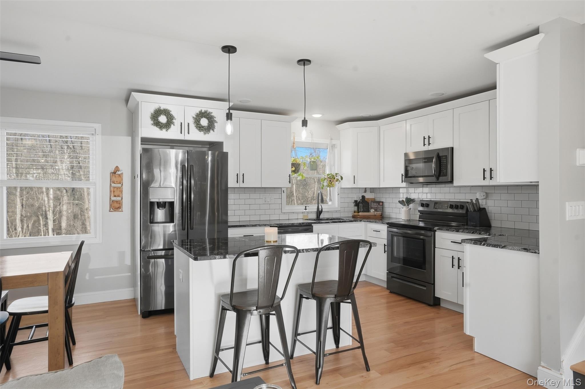 849 S Plank Road, Slate Hill, NY 10973