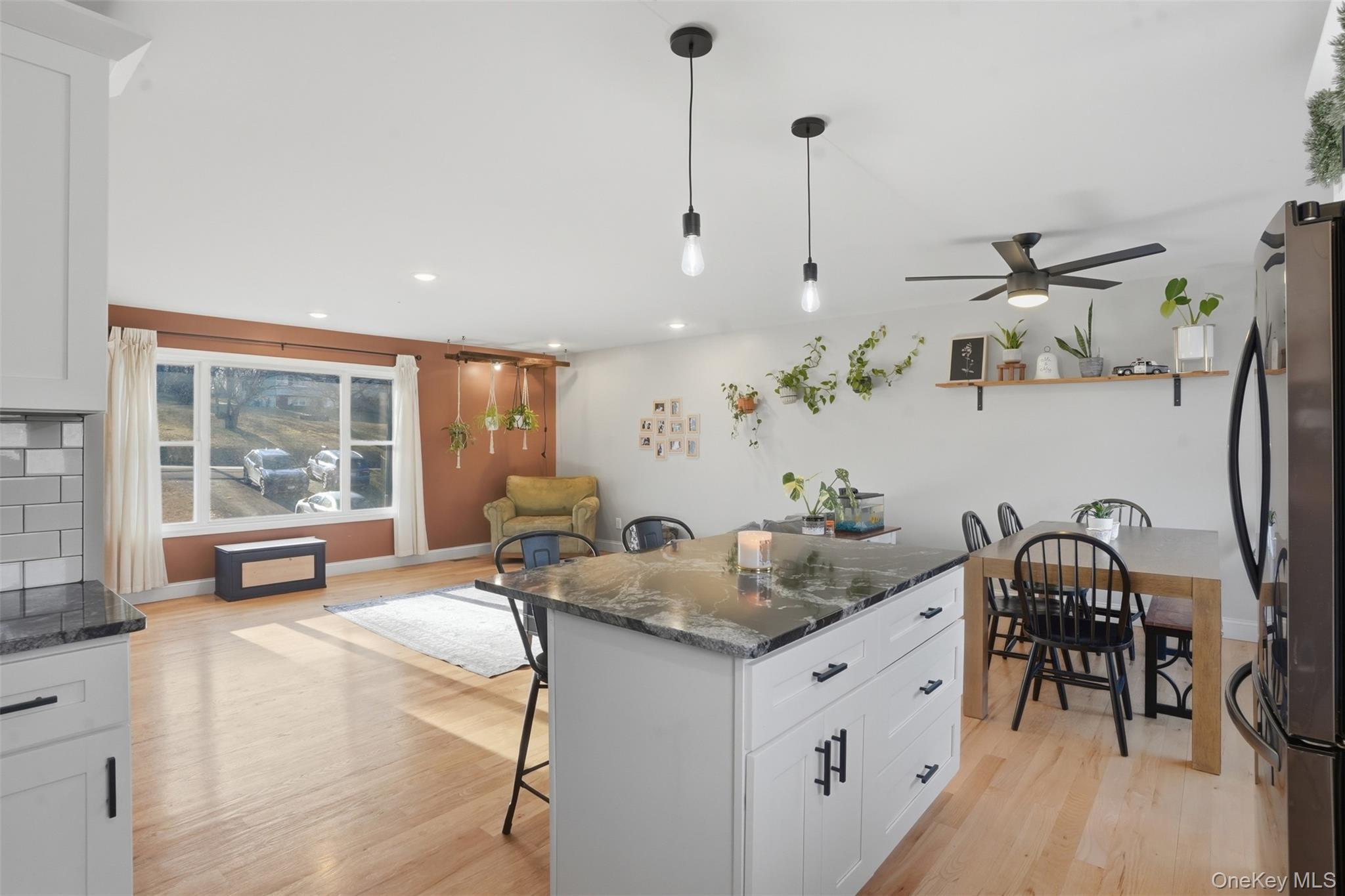 849 S Plank Road, Slate Hill, NY 10973