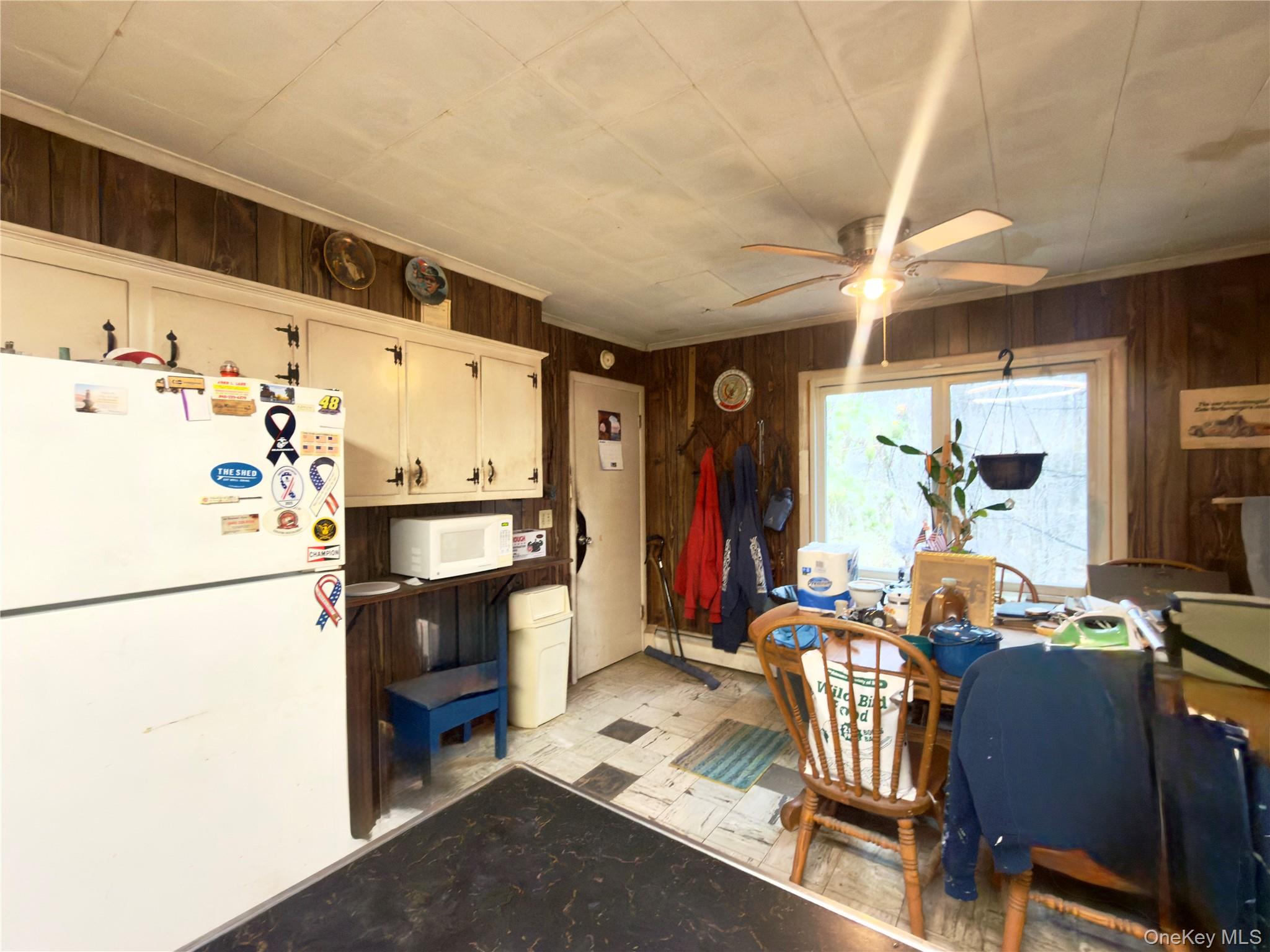 6 Pine Tree Lane, Hyde Park, NY 12538