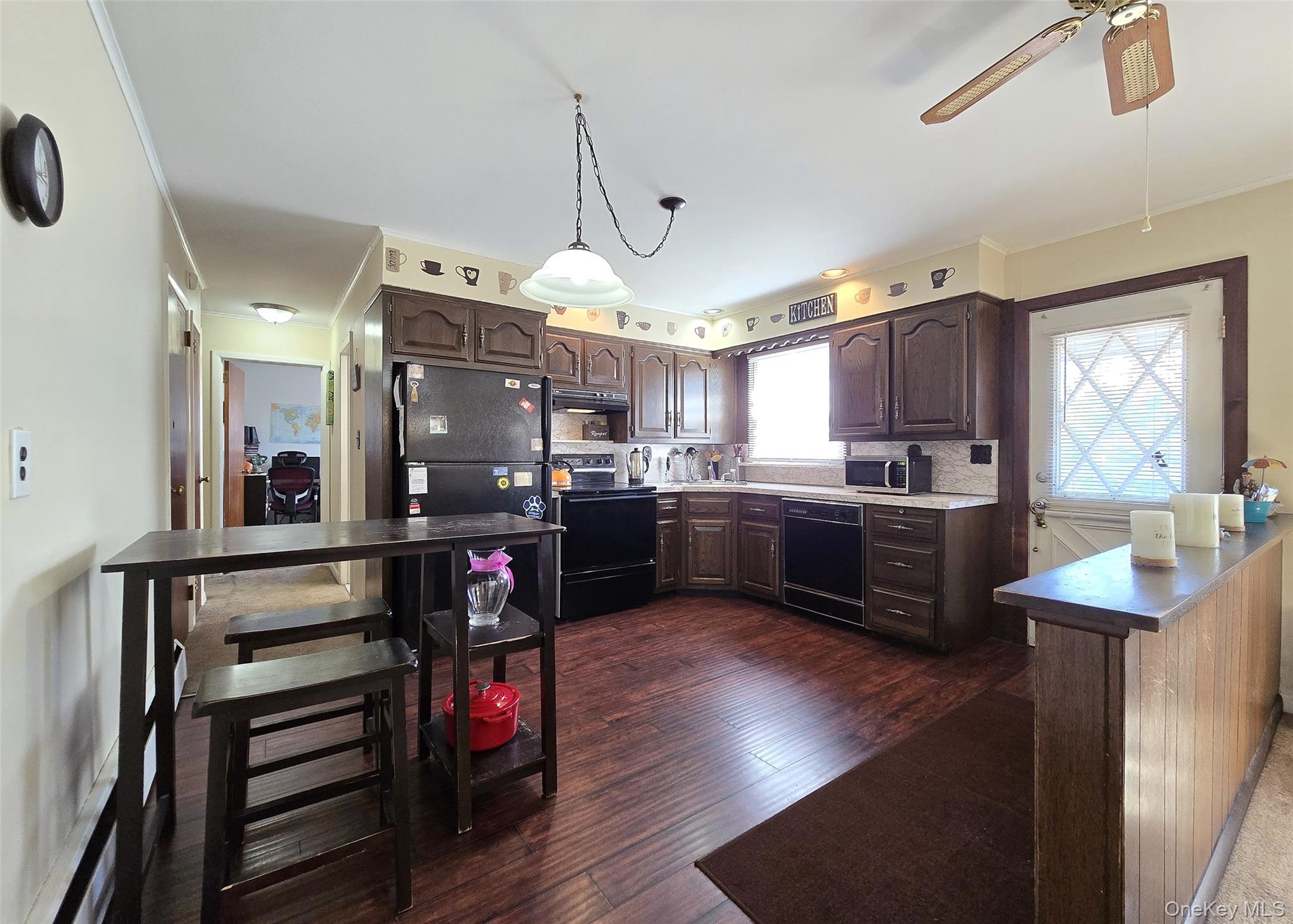 138 E Madison Street, East Islip, NY 11730